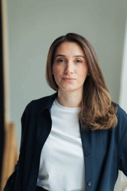 Portrait von Deniz Lissermann, Rechtsanwältin in Frankfurt